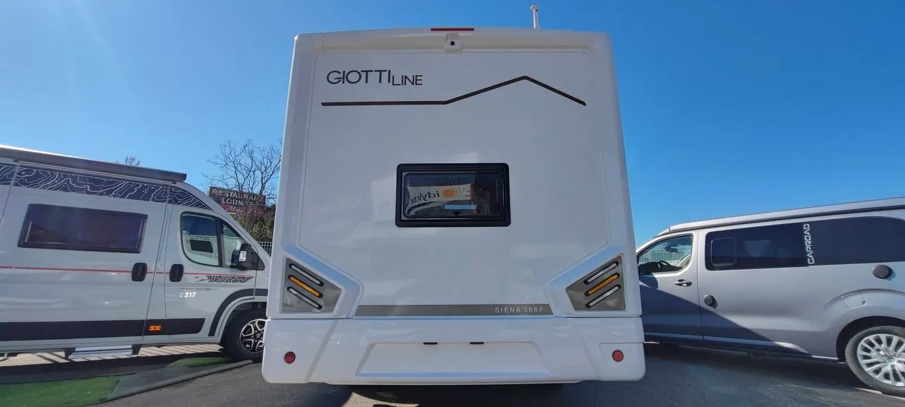 Camping-car - Giottiline - Siena 386F Première EDITION