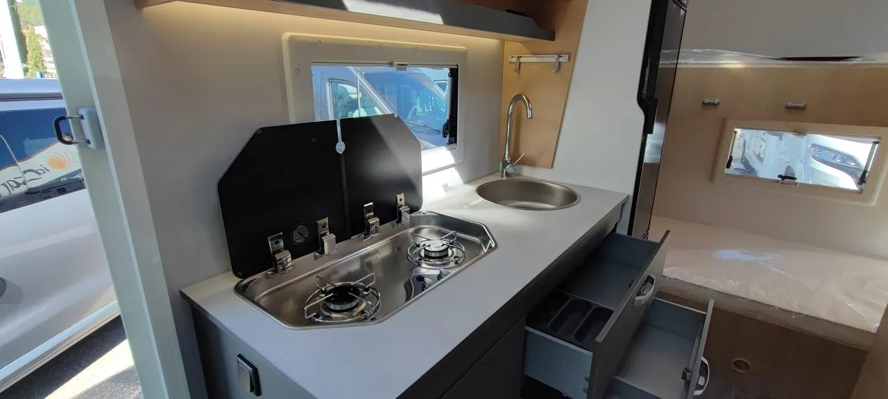 Camping-car - Giottiline - Siena 386F Première EDITION