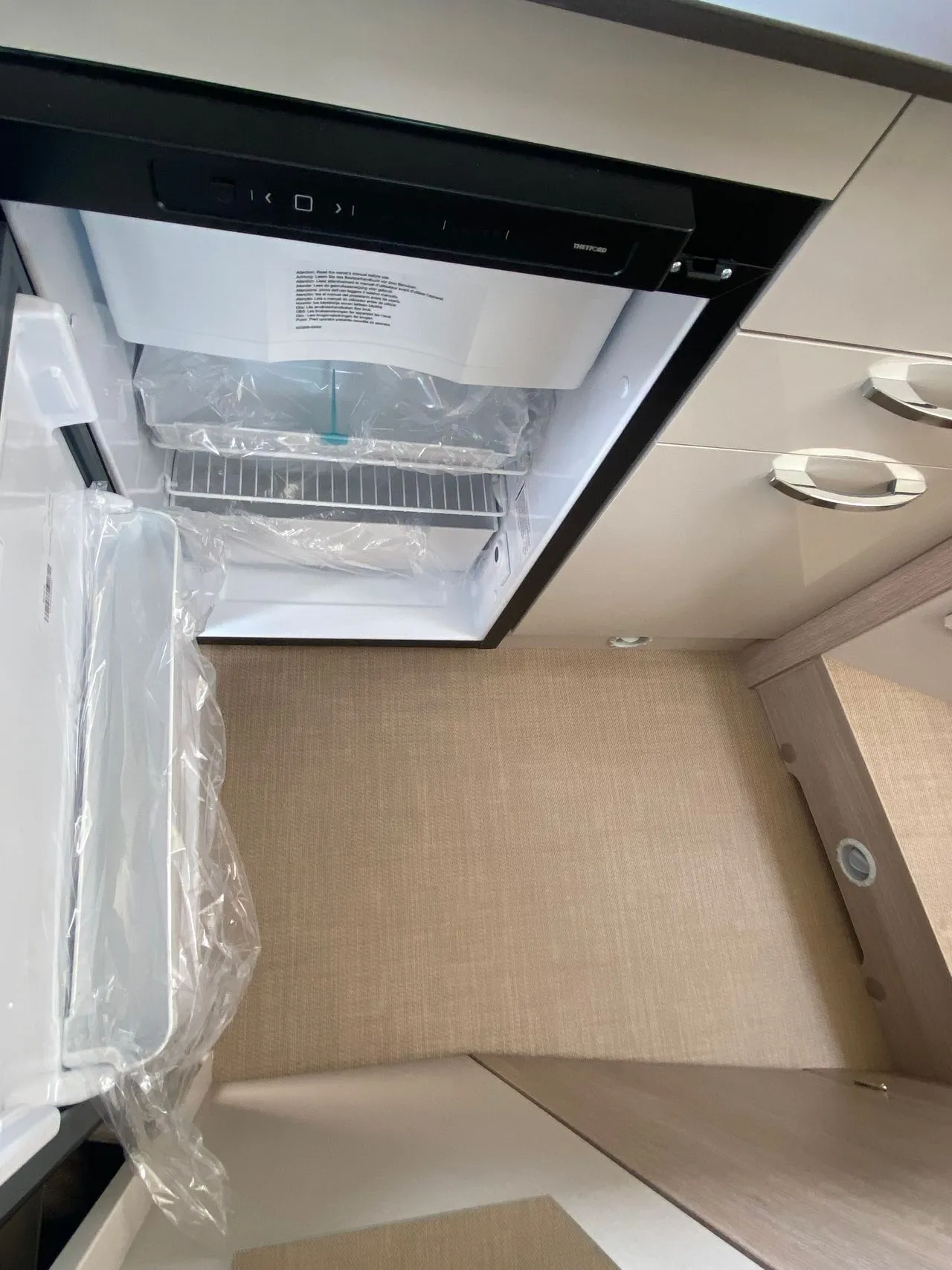 Camping-car - Burstner - LINEO T620 G 
