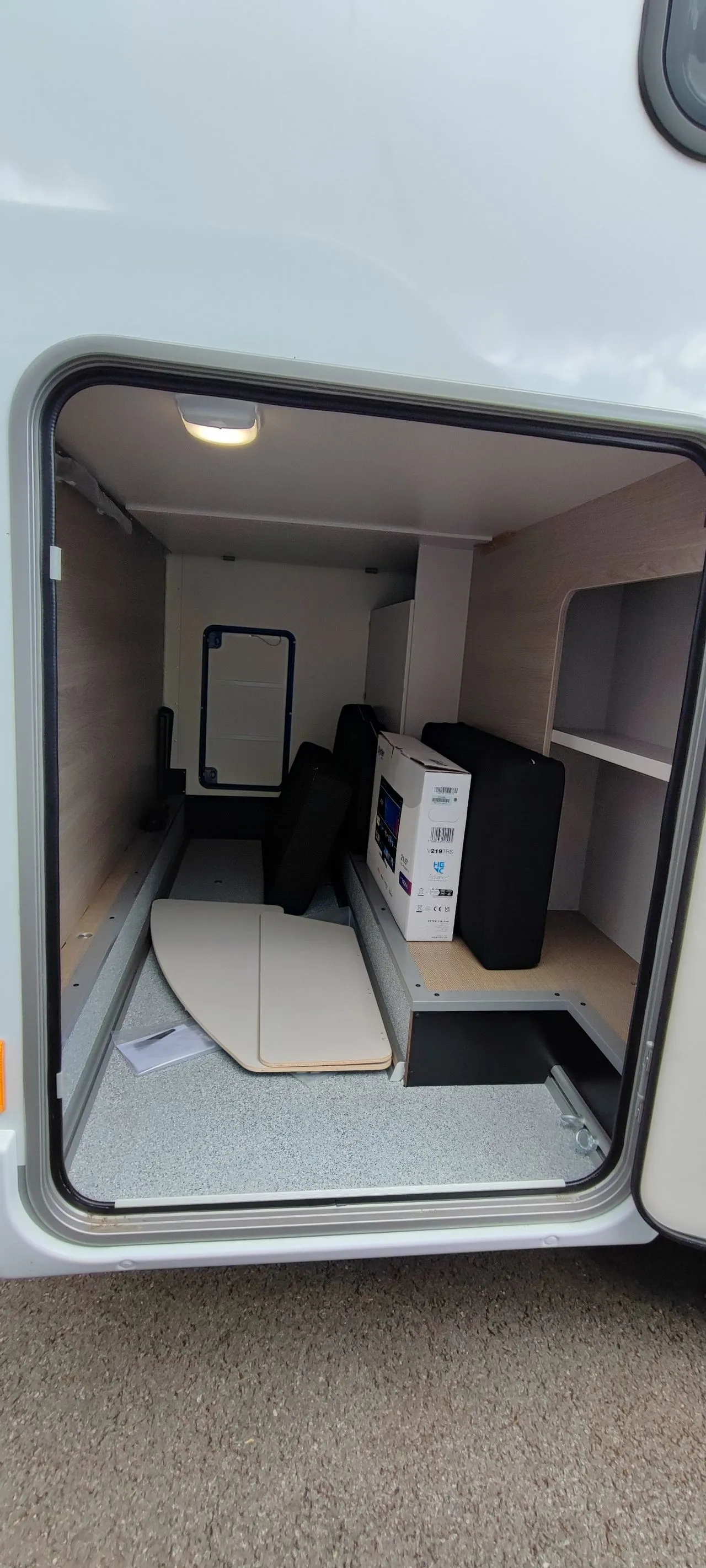 Camping-car - Burstner - LINEO T620 G 