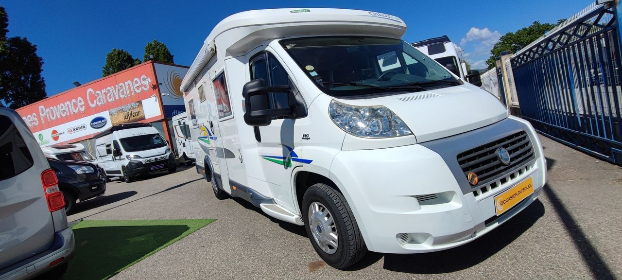 Camping-car CHAUSSON WELCOME 74 "Faible KM"