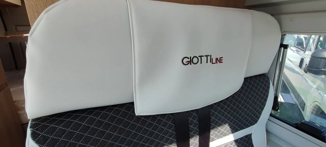 Fourgon aménagé - Giottiline - 60B 