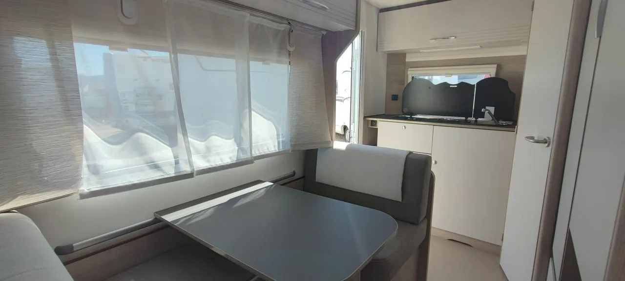 Caravane - Burstner - 425 TS Premio life Attractive - 2025
