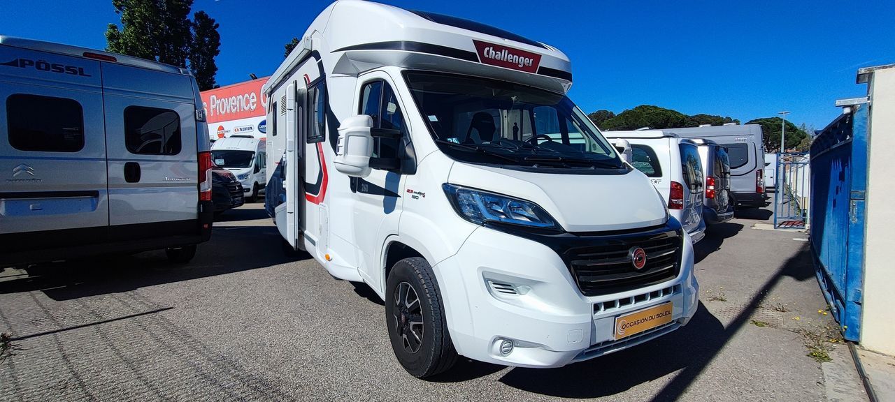 Camping-car CHALLENGER MAGEO 260 "Faible KM"
