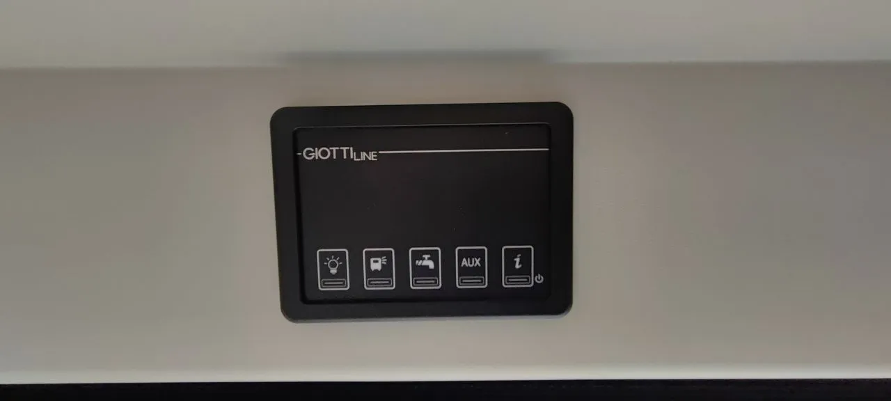 Fourgon aménagé - Giottiline - 64G PREMIERE EDITION 