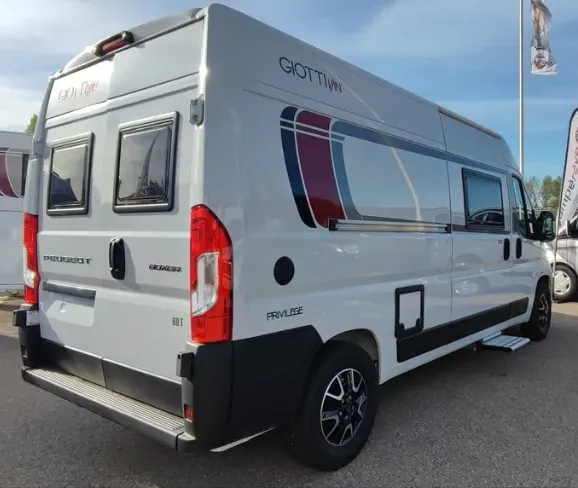 Fourgon aménagé - Giottiline - 60T 