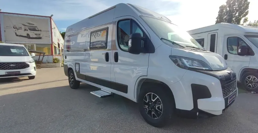 Fourgon aménagé - Giottiline - 60T 