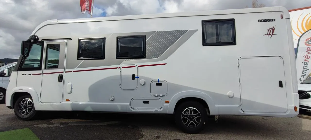 Camping-car - Rapido - 8096 DF 