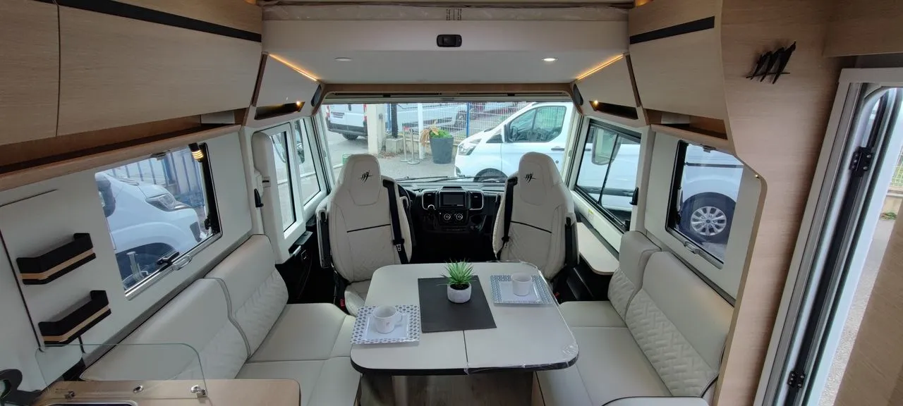 Camping-car - Rapido - 8096 DF 