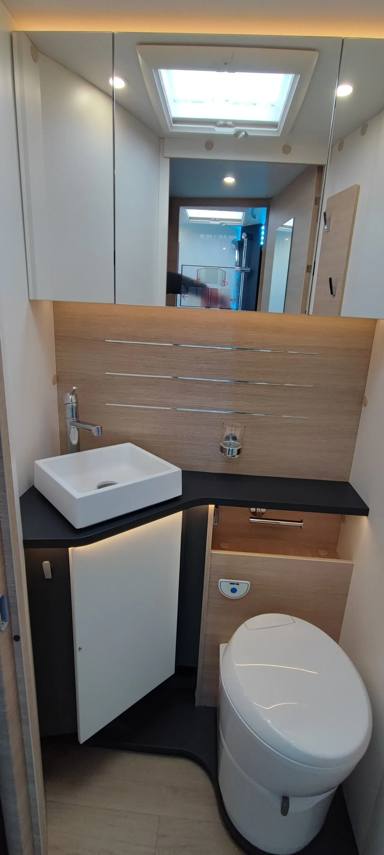 Camping-car - Rapido - 8096 DF 