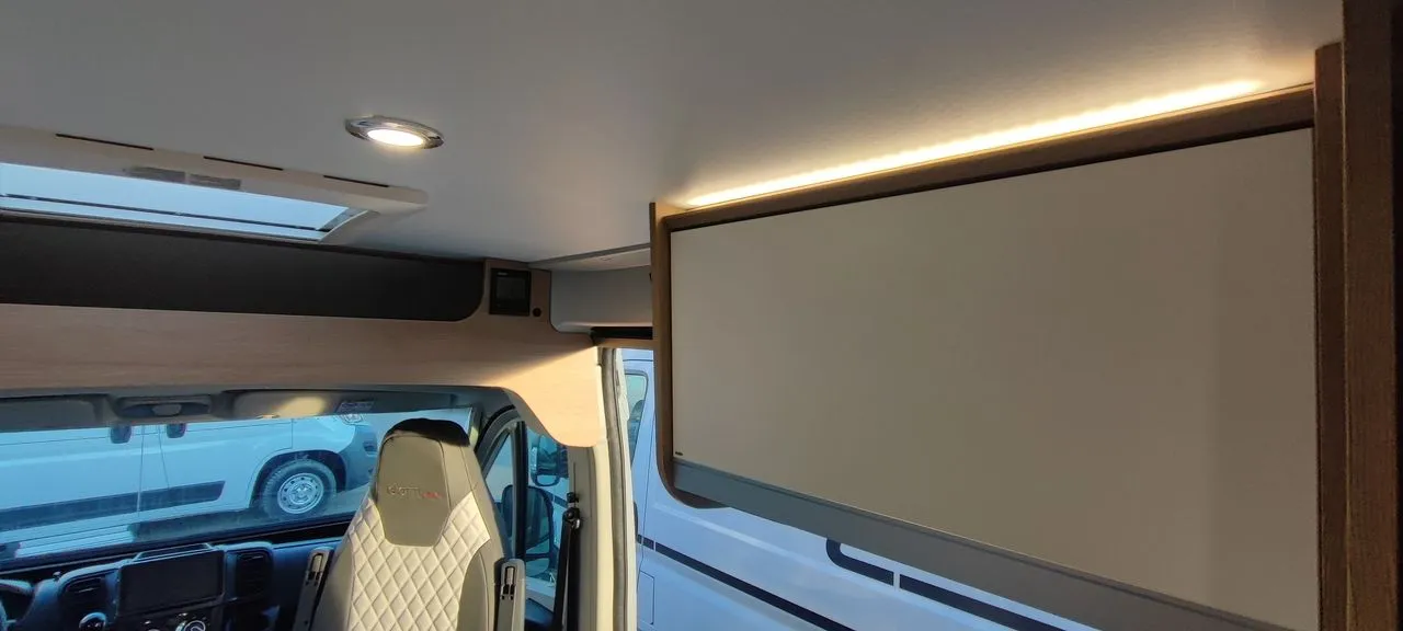 Fourgon aménagé - Giottiline - 54 T PREMIERE EDITION 