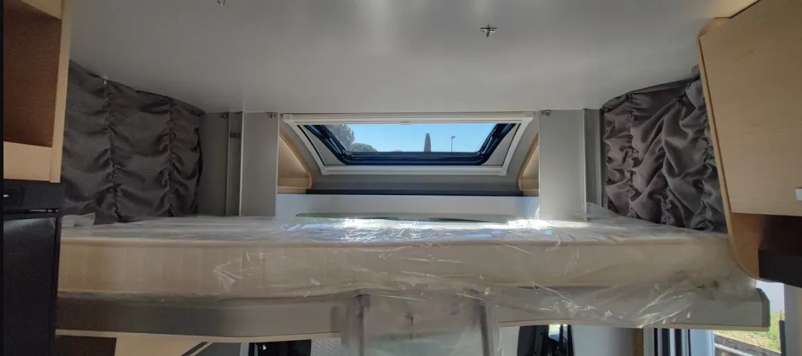 Camping-car - Giottiline - 330 