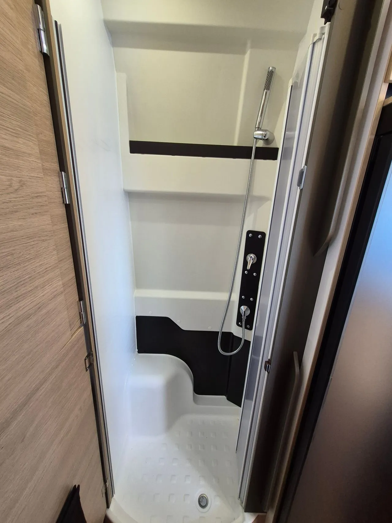 Fourgon aménagé - Campereve - CAMPERVAN XL SAPHIR - 2026