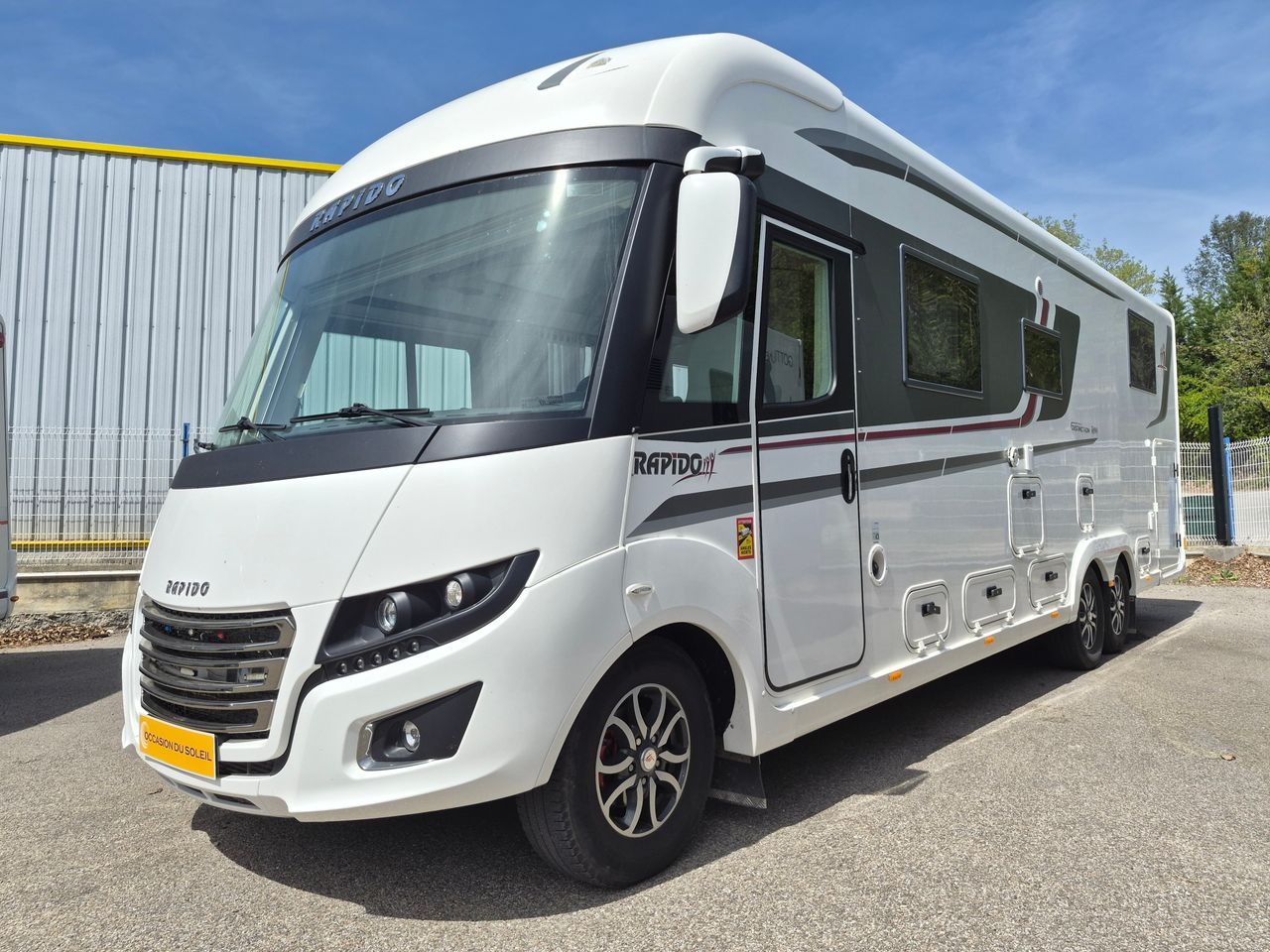 Camping-car RAPIDO I1090 Distinction