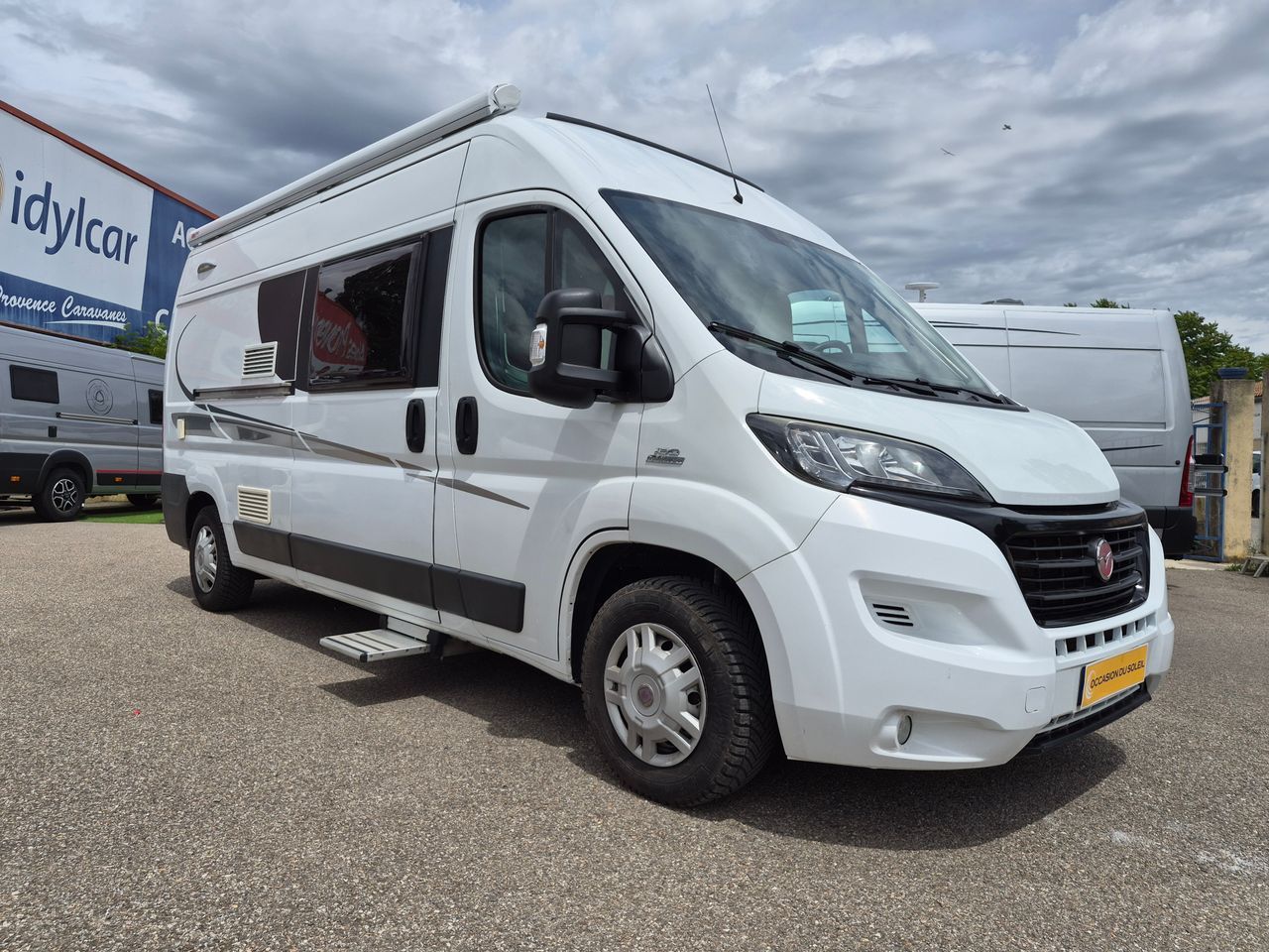 Camping-car PILOTE V600 "Faible KM"
