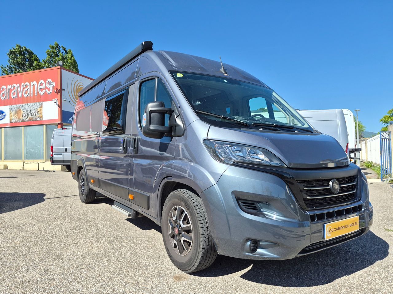 Camping-car CARADO CV 640 EDITION 15 "Faible km"