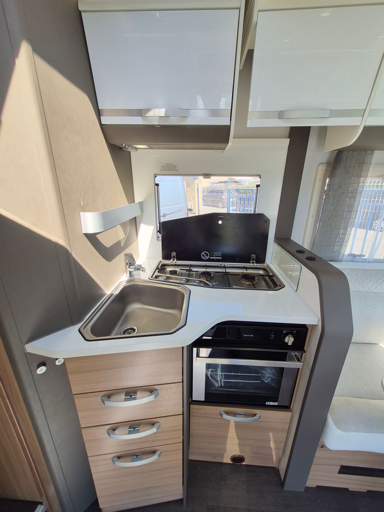 Camping-car ADRIA MATRIX 670 DC PLUS 