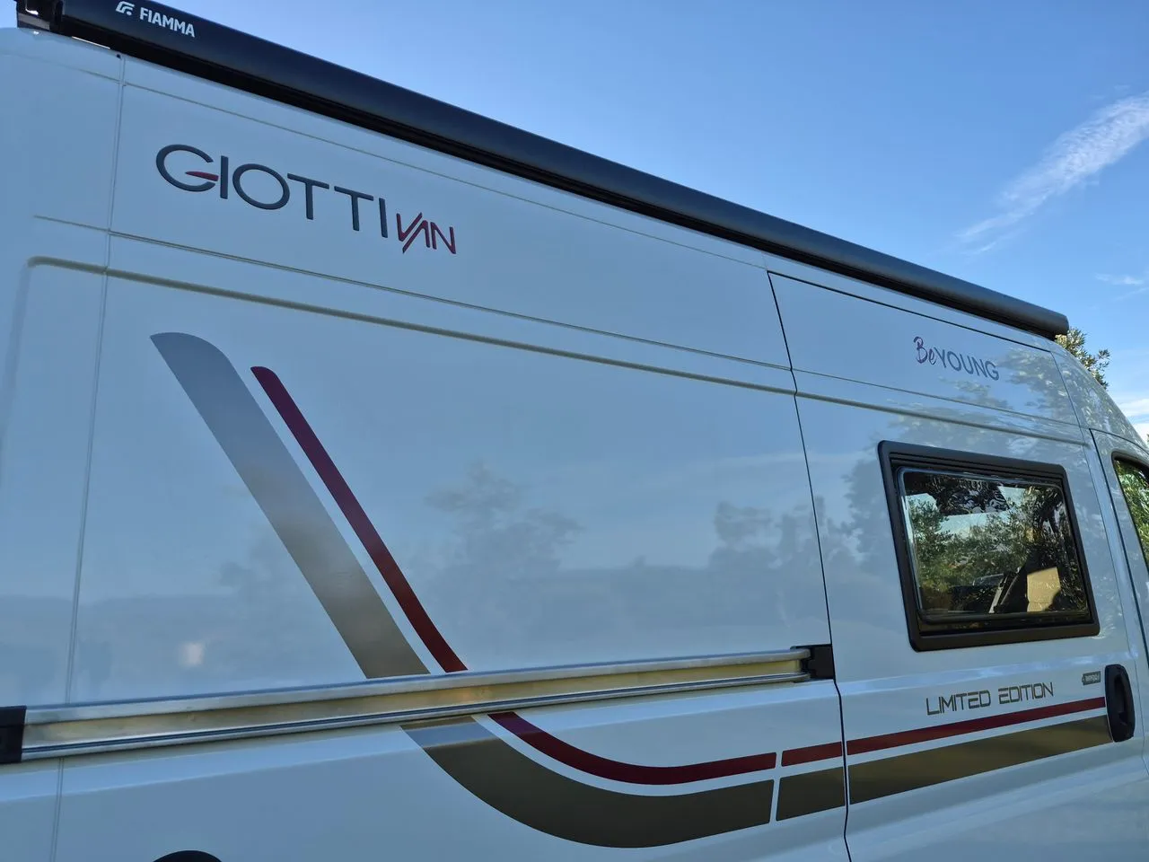 Fourgon aménagé - Giottiline - 54T YOUNG - 2027