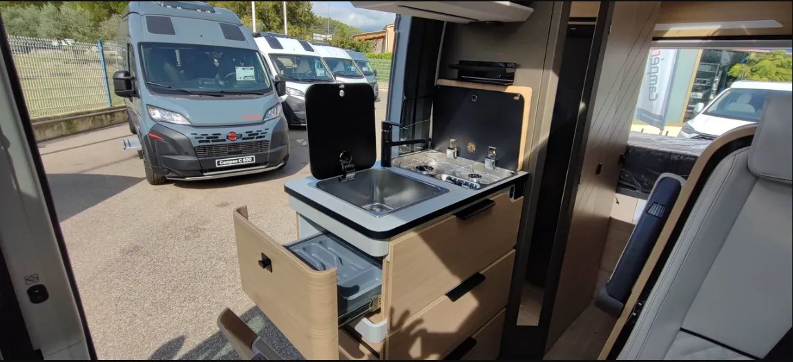 Fourgon aménagé - Campereve - 643 SAPHIR 