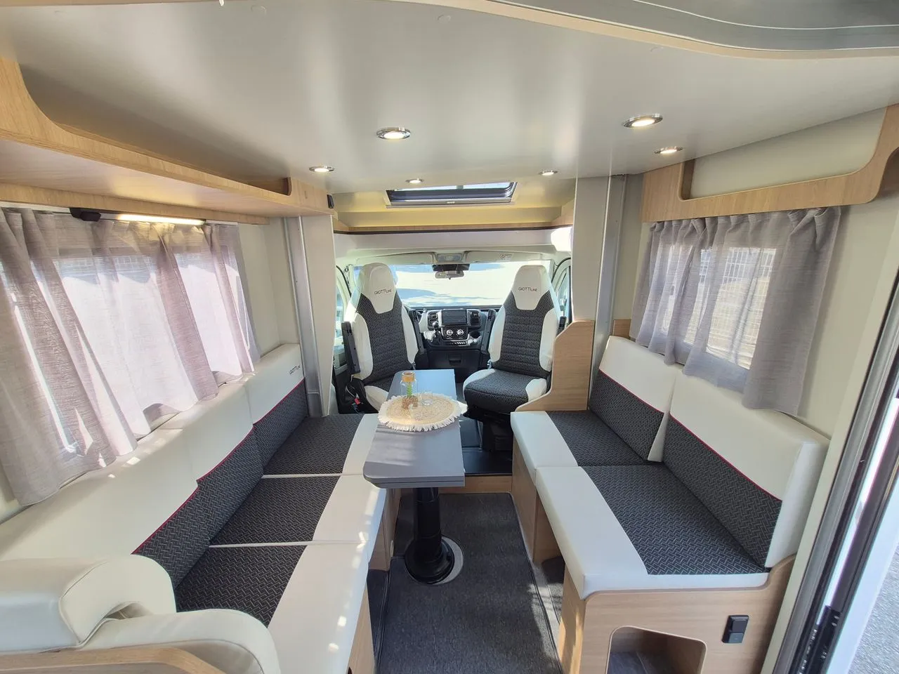 Camping-car - Giottiline - COMPACT CX 64 PREMIERE EDITION 