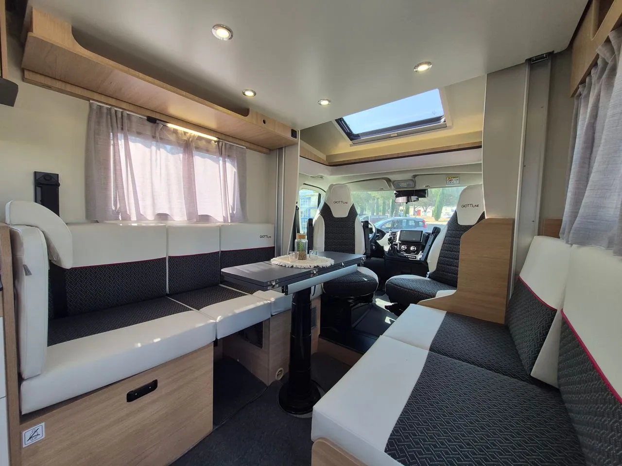 Camping-car - Giottiline - COMPACT CX 64 PREMIERE EDITION 