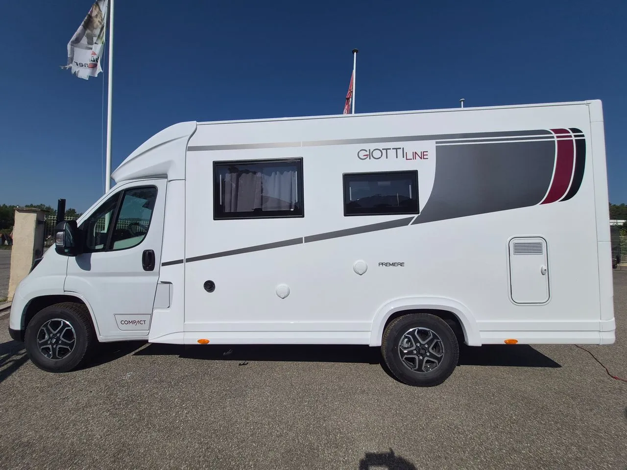 Camping-car - Giottiline - COMPACT CX 64 PREMIERE EDITION 
