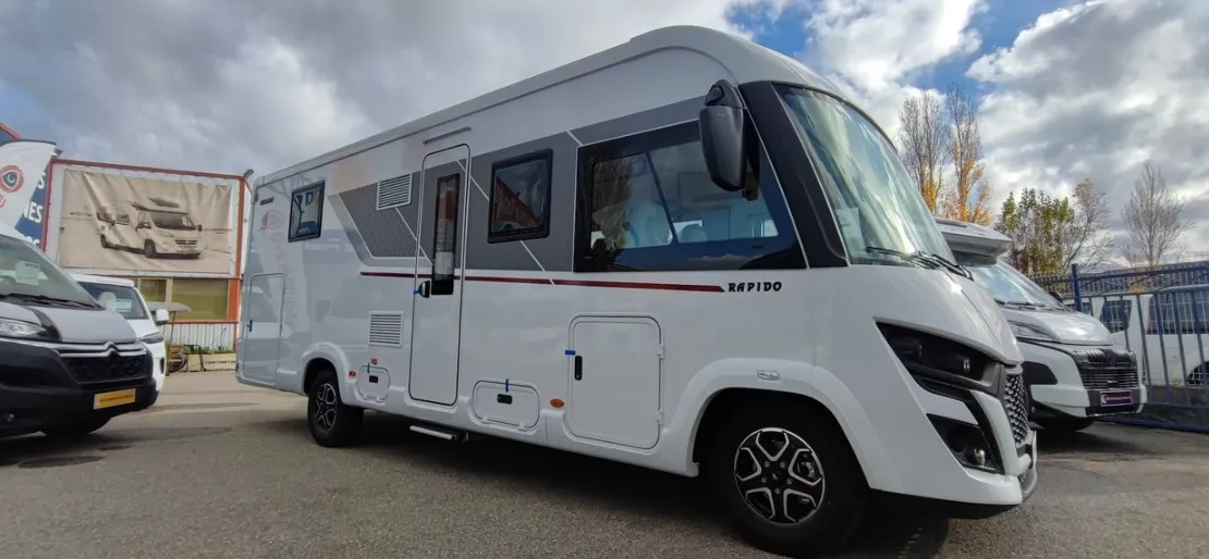 Camping-car - Rapido - 8096DF DOUBLE PLANCHER ET CHASSIS 