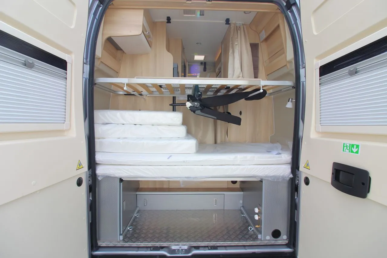Fourgon aménagé - Campereve - FAMILYVAN - 2024