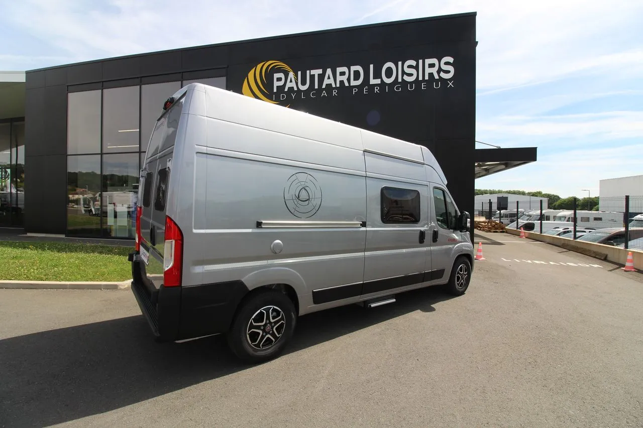 Fourgon aménagé - Campereve - FAMILYVAN - 2024