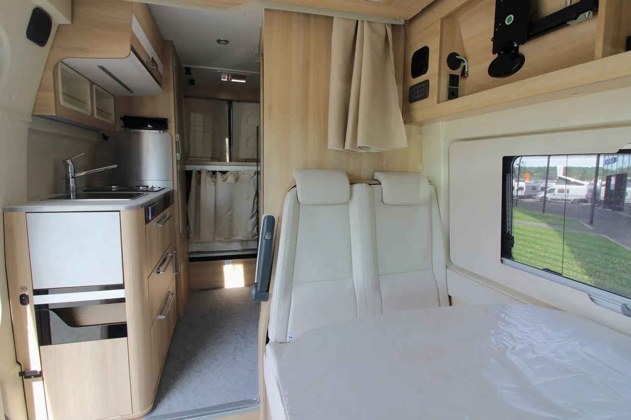 Fourgon aménagé - Campereve - FAMILYVAN - 2024