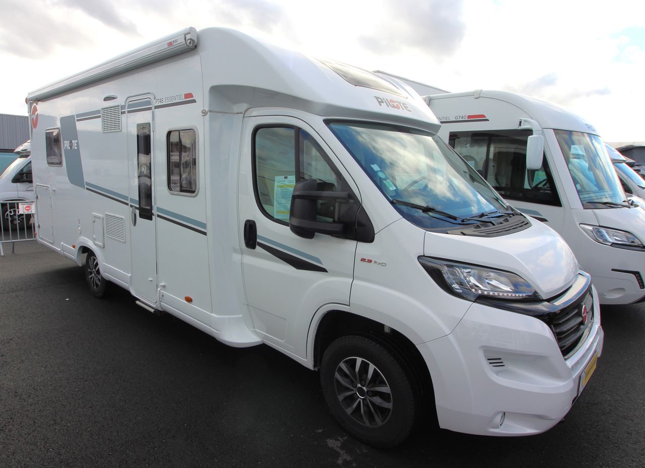 Camping-car PILOTE P 746 FC ESSENTIEL