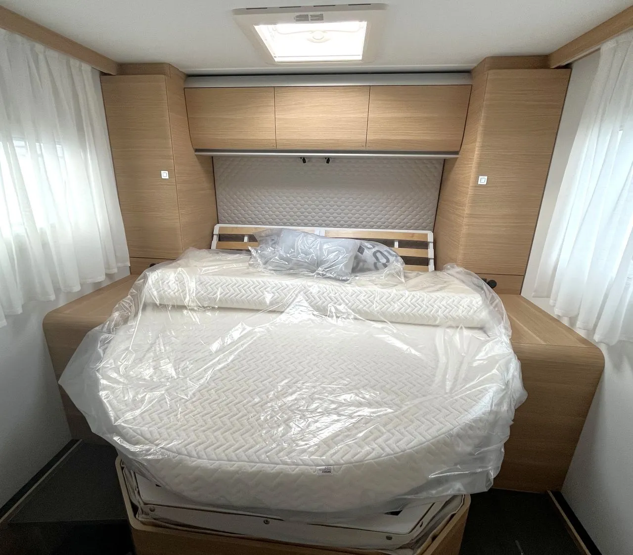 Camping-car - Adria - MATRIX 650 DC 60 ANS - 2025