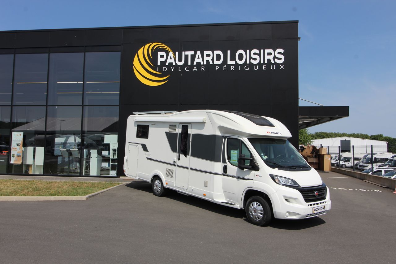 Camping-car ADRIA CORAL 670 DC