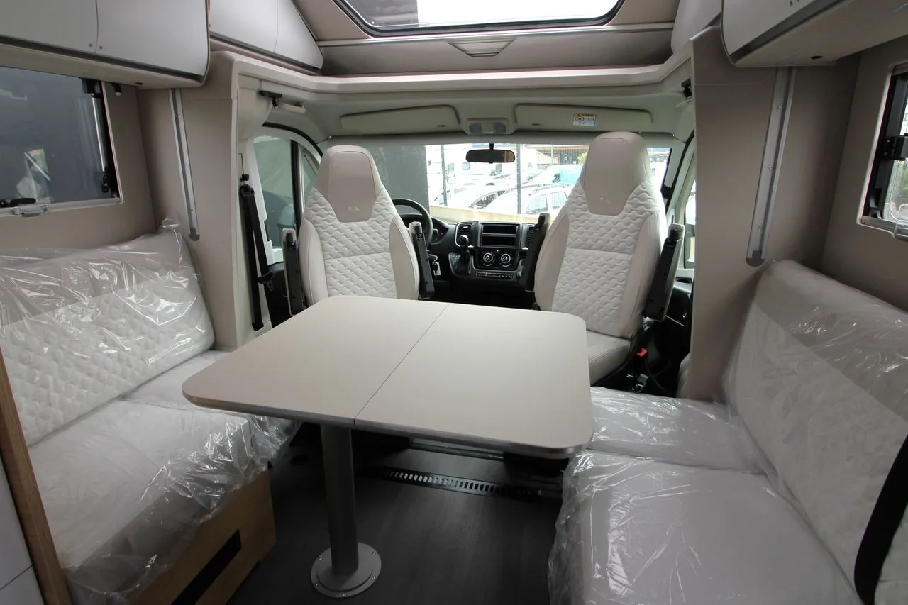 Camping-car - Adria - MATRIX 670 DC PLUS - 2025