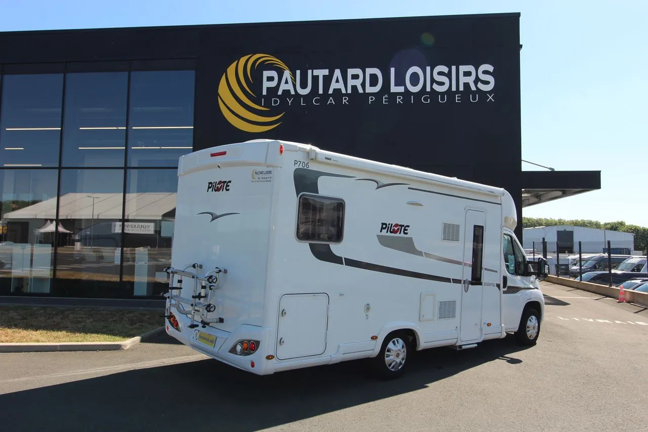 P 706 GJ ESSENTIEL