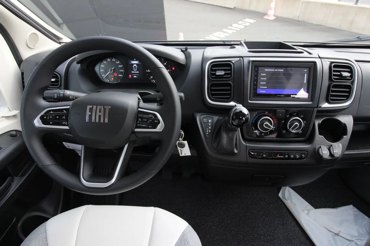 Fourgon aménagé - Pilote - V600 EVIDENCE - 2026