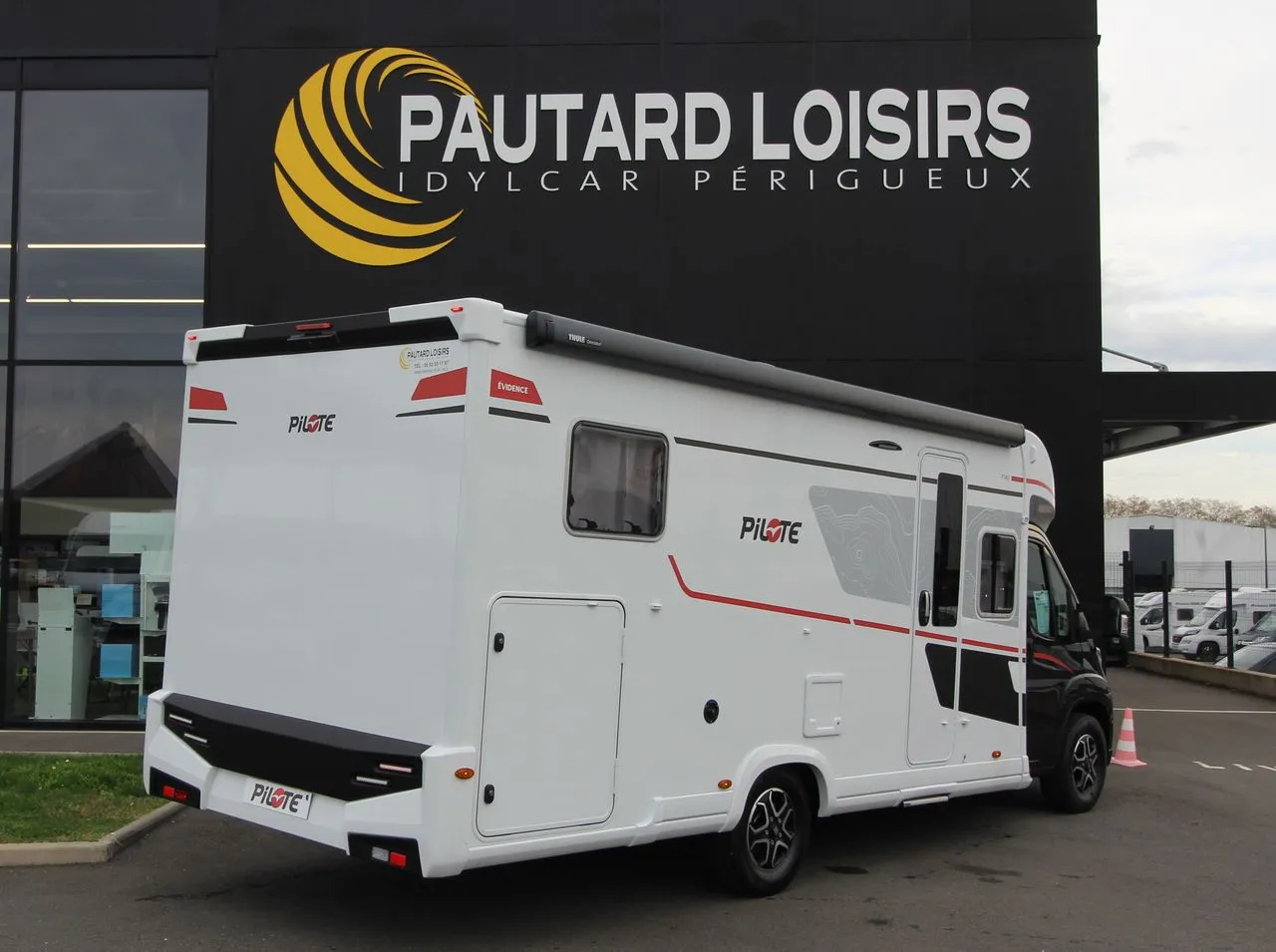 Camping-car - Pilote - P740 FC EVIDENCE - 2026