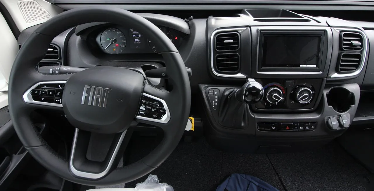 Camping-car - Pilote - P 740 FGJ EVIDENCE - 2026