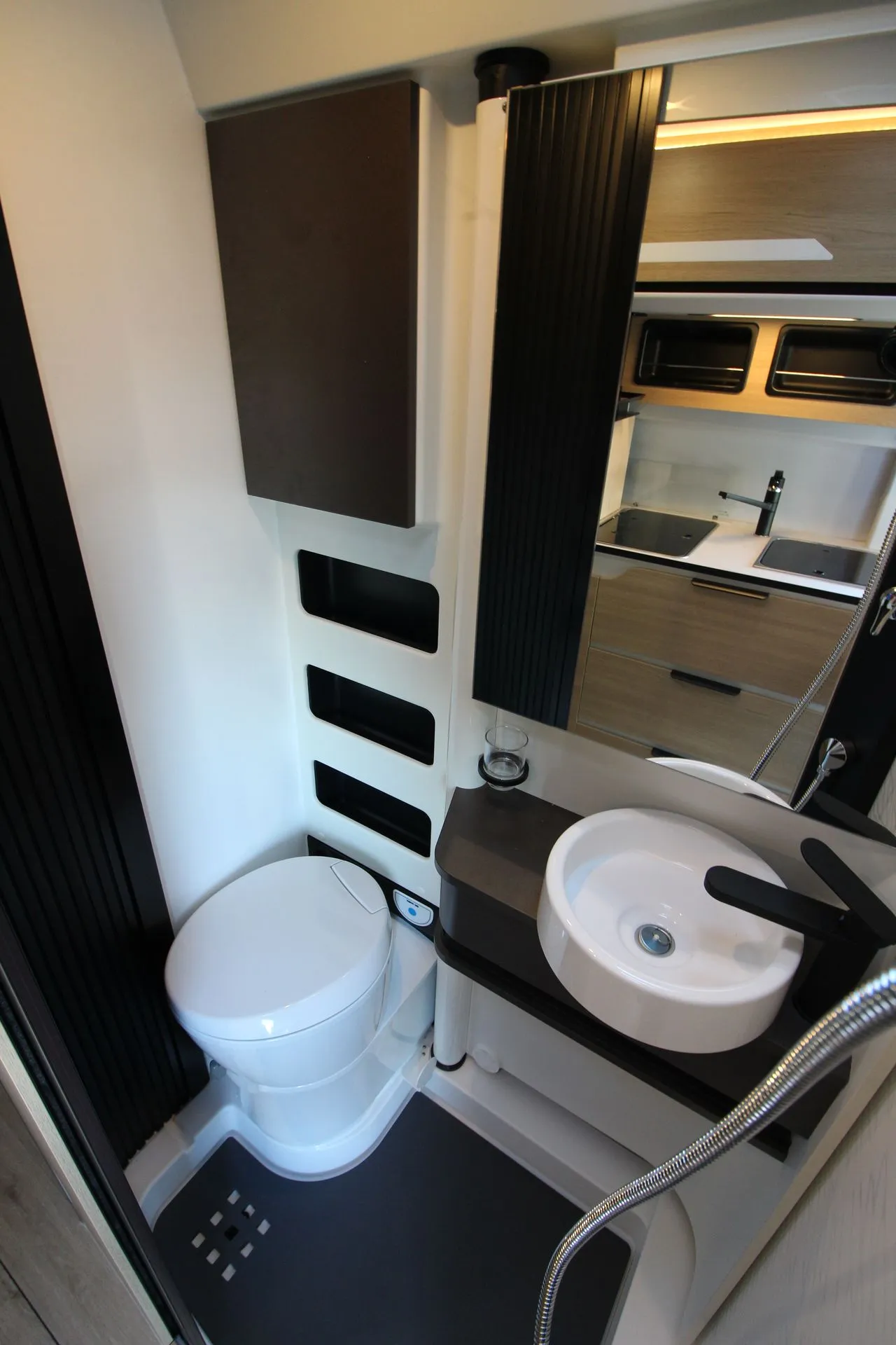 Fourgon aménagé - Campereve - FAMILYVAN