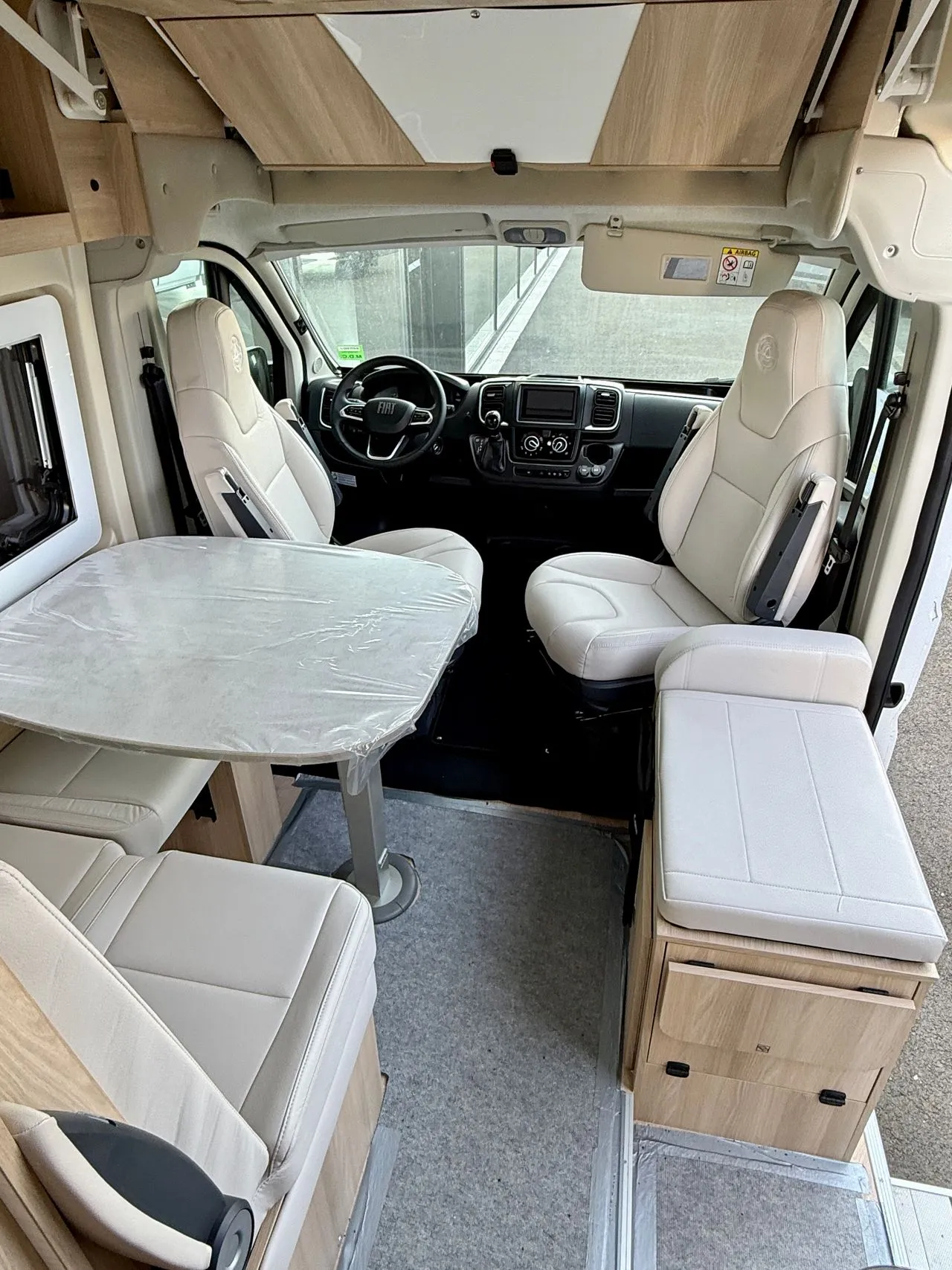 Fourgon aménagé - Campereve - FAMILYVAN - 2026