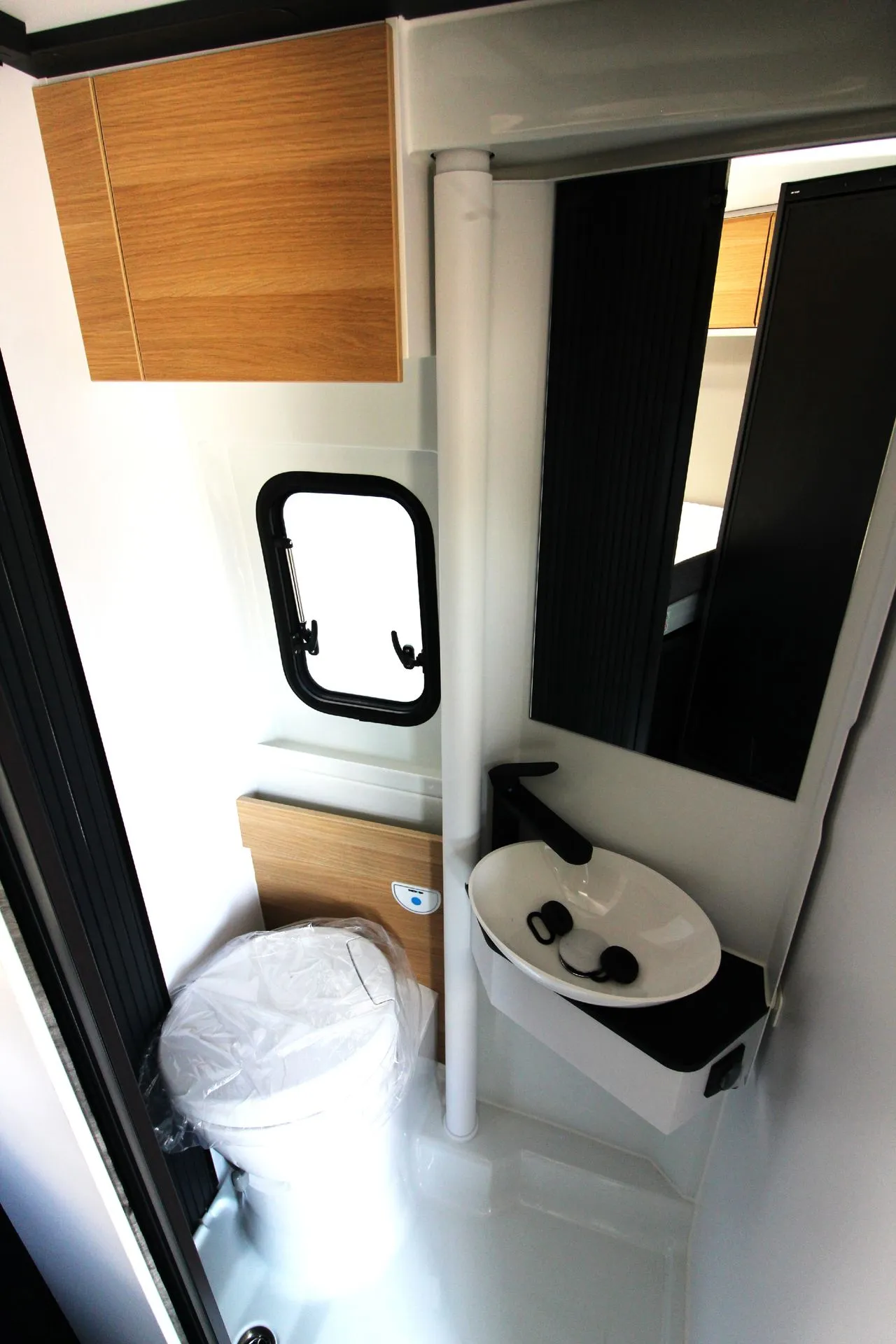 Fourgon aménagé - Adria - TWIN 640 SGX 60Y - 2026