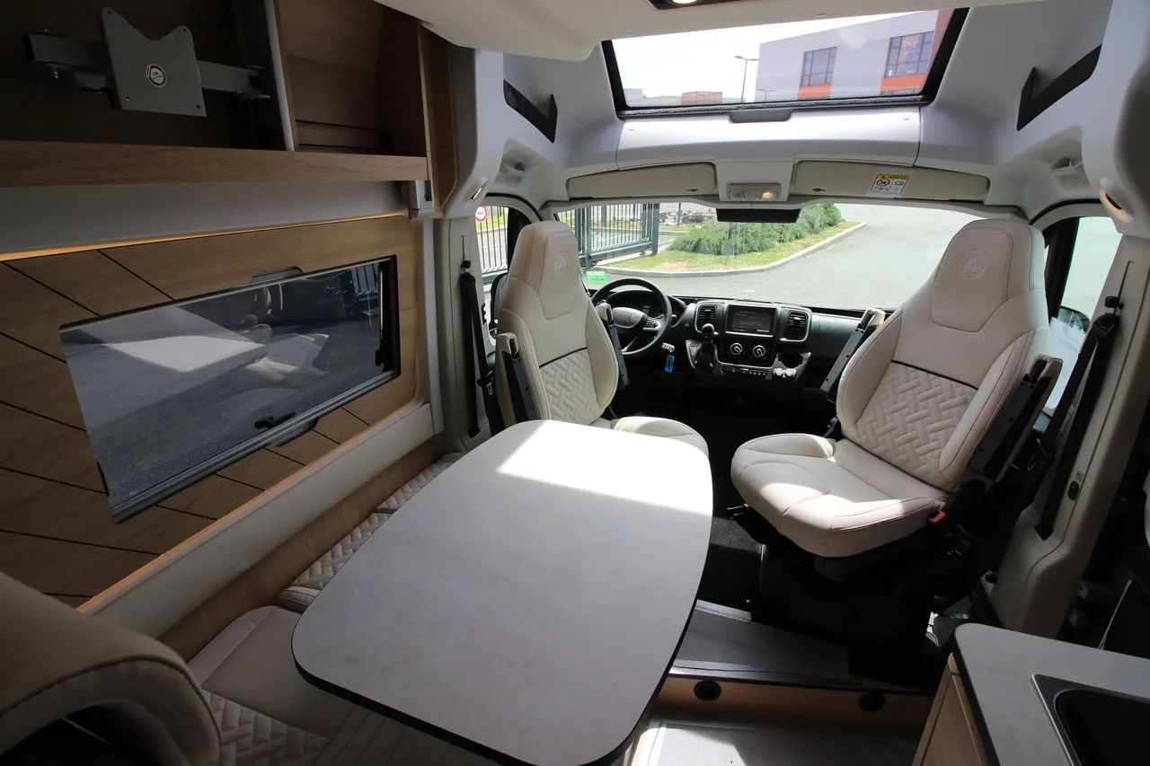 Fourgon aménagé - Campereve - CAMPERVAN XL SAPHIR - 2026