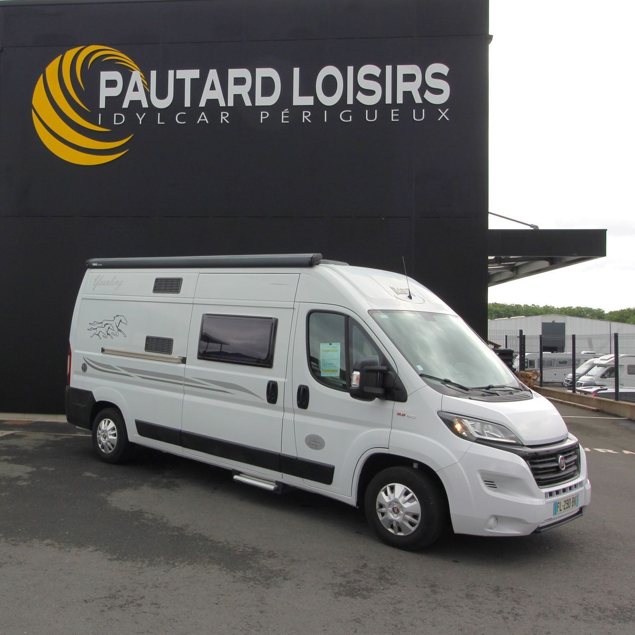 Camping-car MCLOUIS YEARLING 3