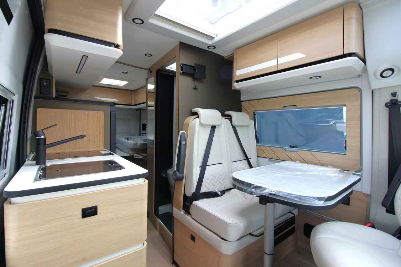 Fourgon aménagé - Campereve - MAGELLAN 746 SAPHIR - 2026