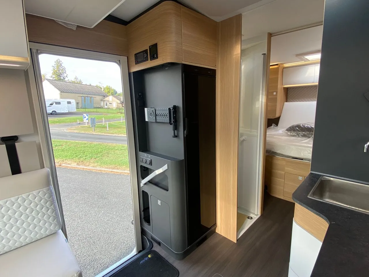 Camping-car - Adria - Matrix Plus 670 DC - 2024