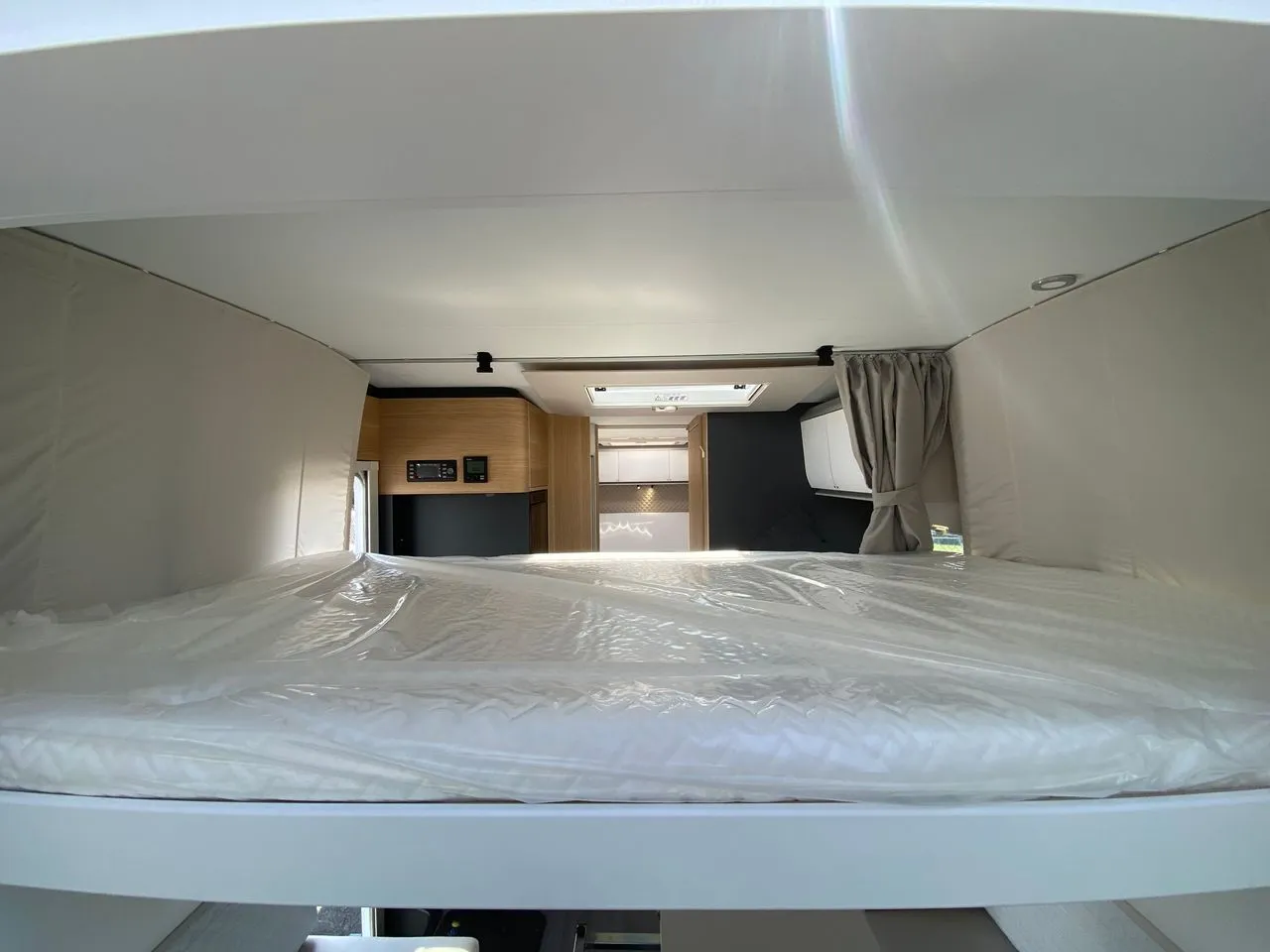 Camping-car - Adria - Matrix Plus 670 DC - 2024