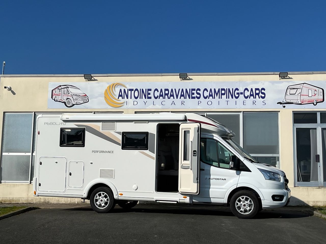 Camping-car AUTOSTAR P680 LJ FD