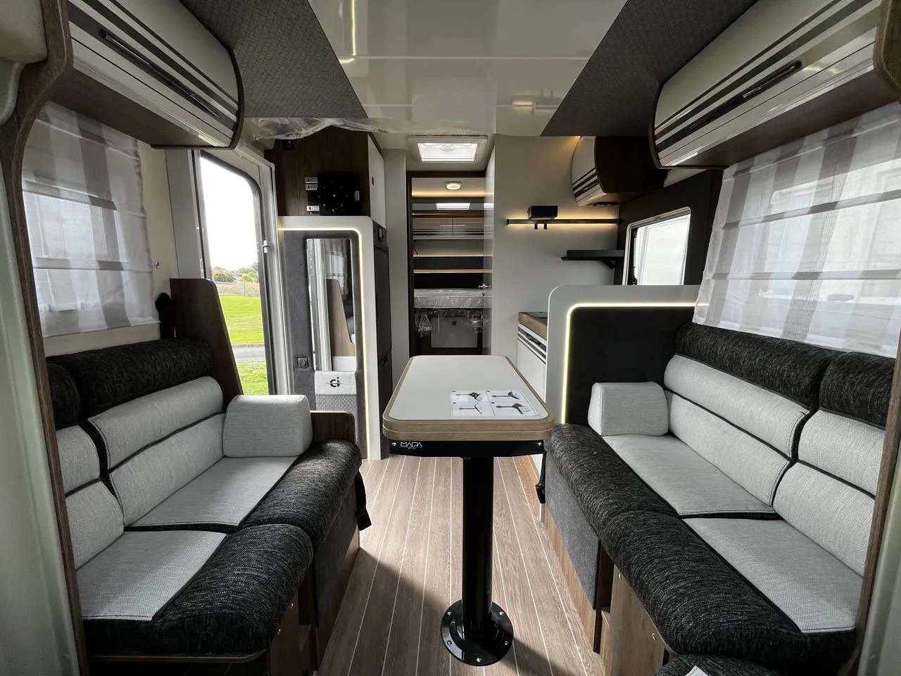 Camping-car - C.I. - MAGIS 67 XT - 2026
