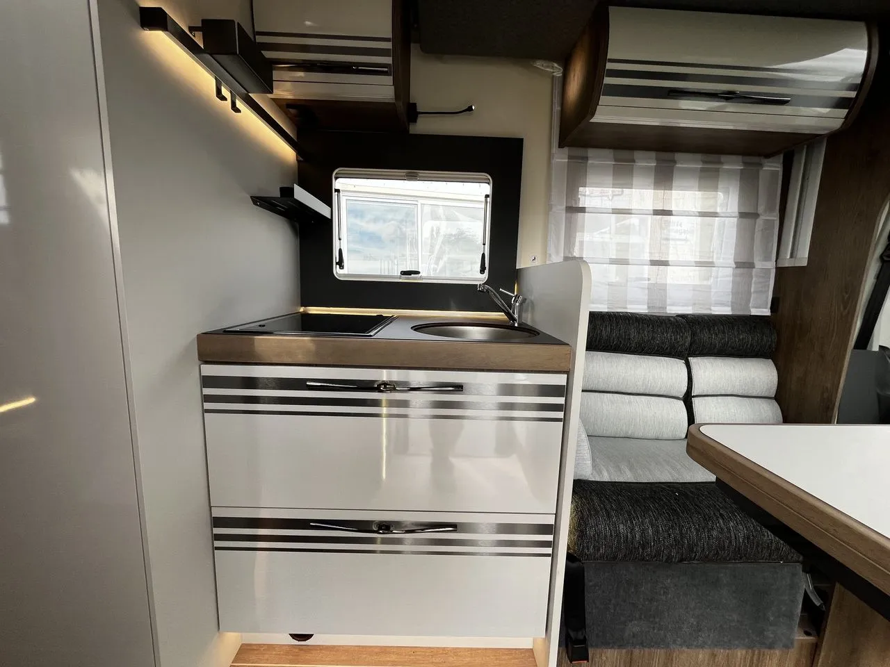 Camping-car - C.I. - MAGIS 67 XT - 2026