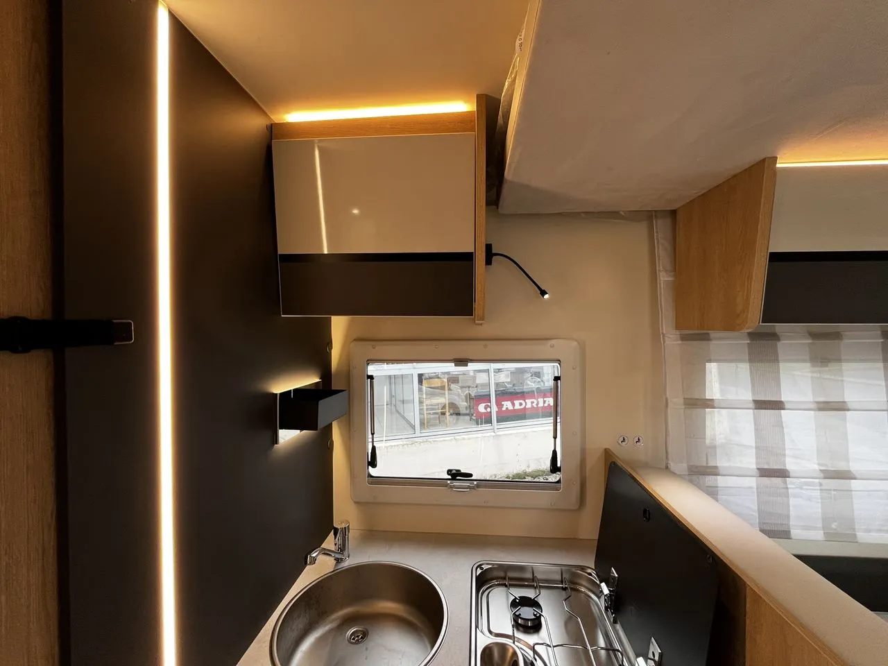 Camping-car - C.I. - MANOA 66LXT - 2026